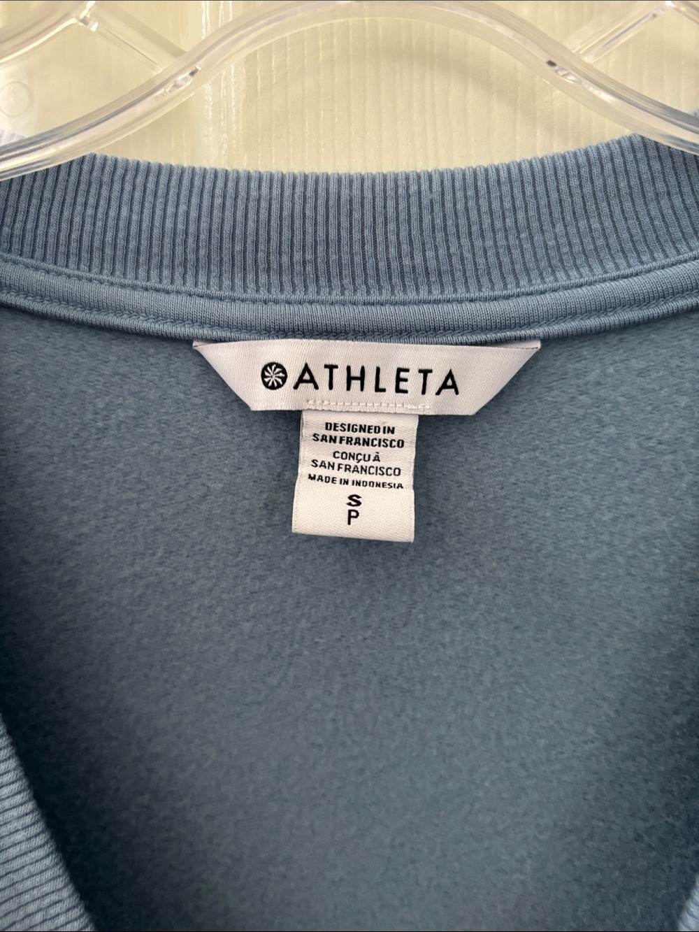 Athleta Blue Super Soft Recharge Wrap Front Top Size Small - Picture 4 of 10